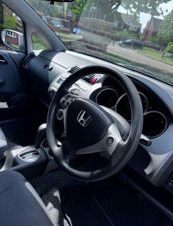 Honda Jazz Se Silver #5