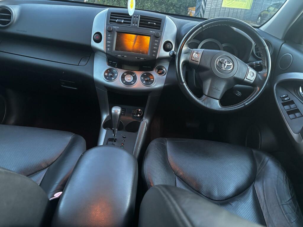 Toyota Rav 4 Xt5 D-4d Red #11