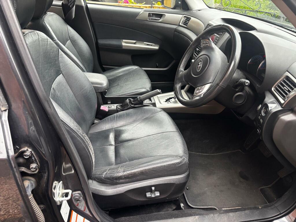 Subaru Forester 2.0 X Green #13