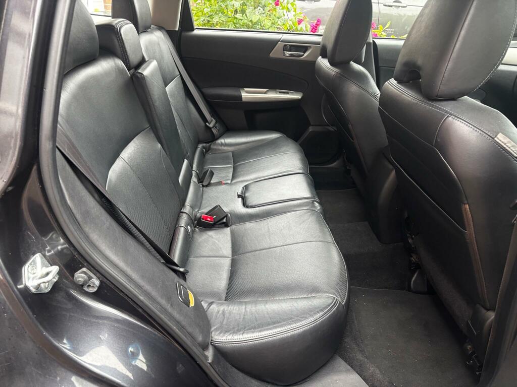 Subaru Forester 2.0 X Green #18
