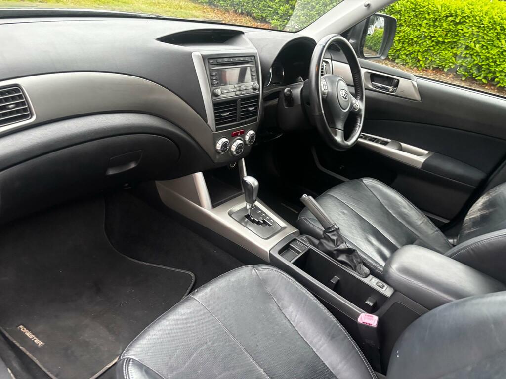 Subaru Forester 2.0 X Green #10