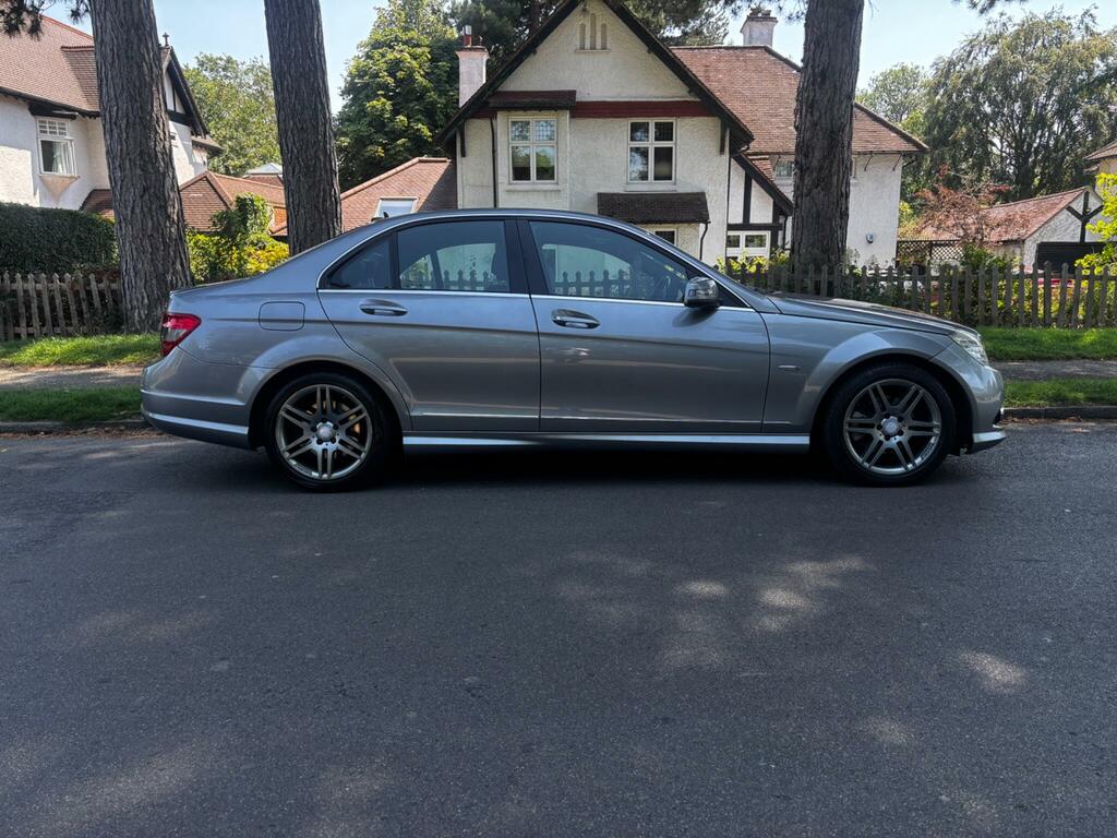 Mercedes-Benz C Class Se Cdi Red #11