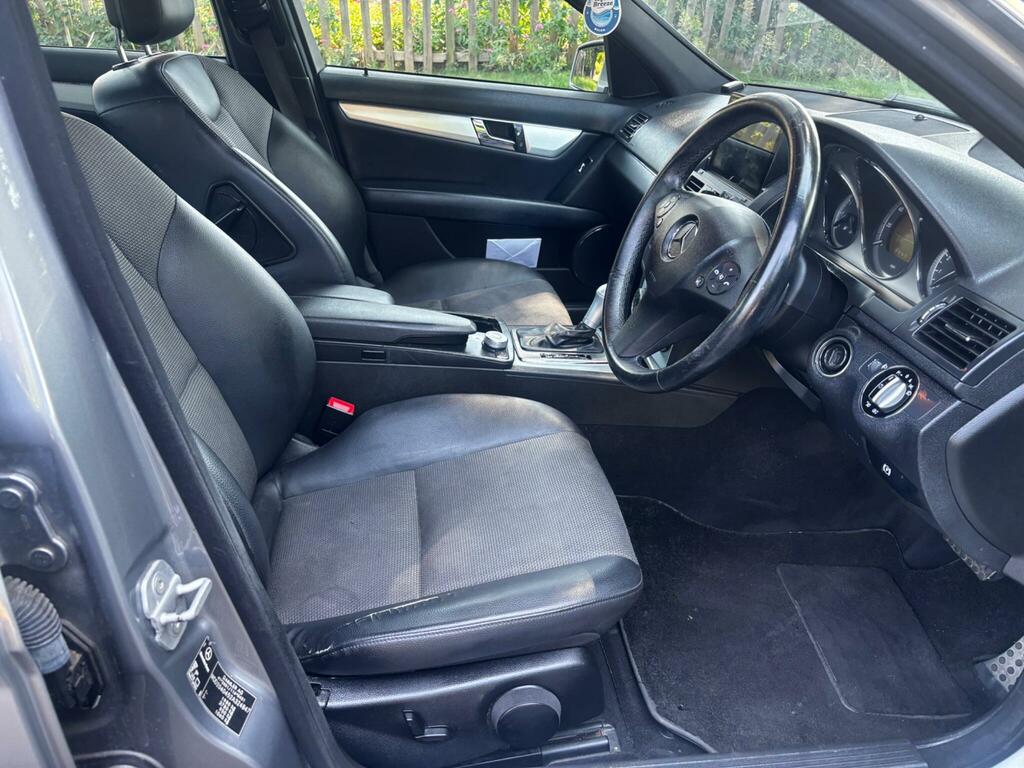 Mercedes-Benz C Class Se Cdi Red #18