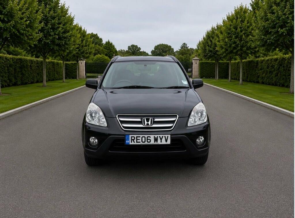 Honda Cr-V Sport Black #2