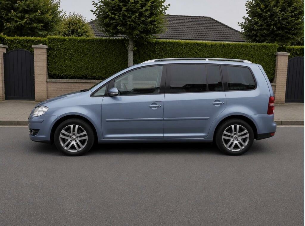 Volkswagen Touran Se Grey #2