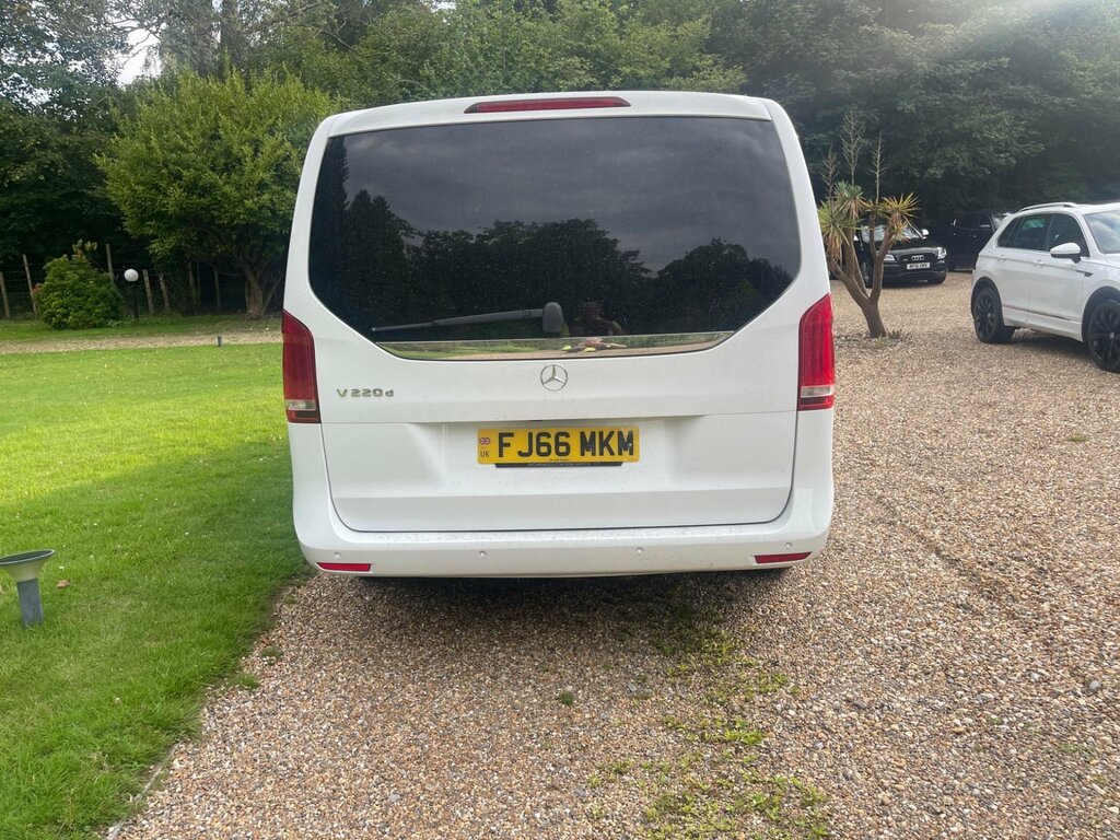 Mercedes-Benz V Class V220d Sport Lwb FJ66MKM White #6