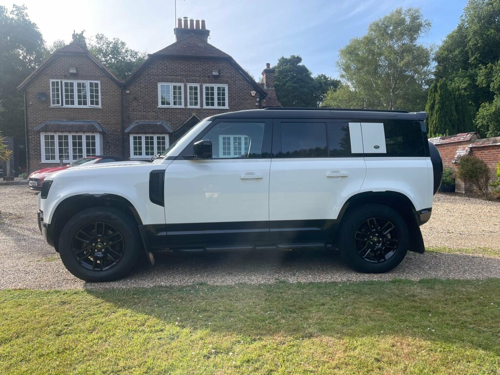 Land Rover Defender 110 3.0 D250 Mhev X-dynamic Se Suv 4Wd SM23HZN White #4