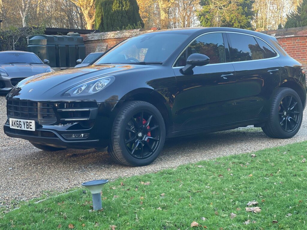 Porsche Macan 3.6T V6 Turbo Suv Pdk 4Wd Euro 6 Ss AK66YBE Black #2
