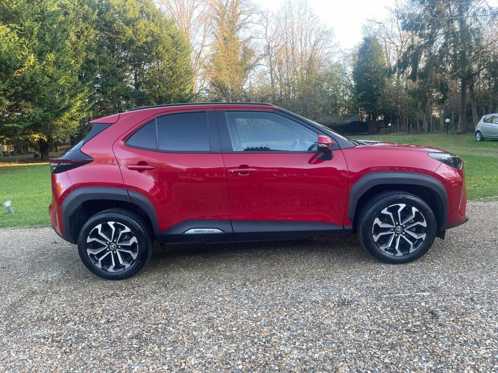 Toyota Yaris Cross 1.5 Vvt-h Design Suv Hybrid E-cvt Euro SD24OPK Red #3
