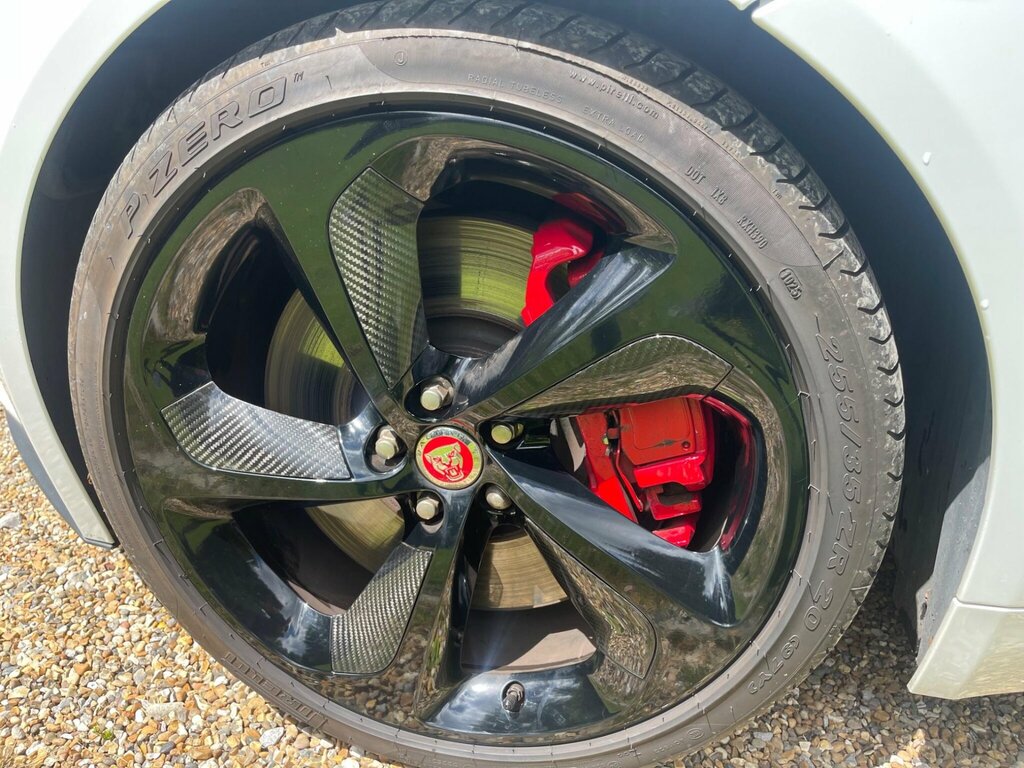 Jaguar F-Type 3.0 V6 Silver #10