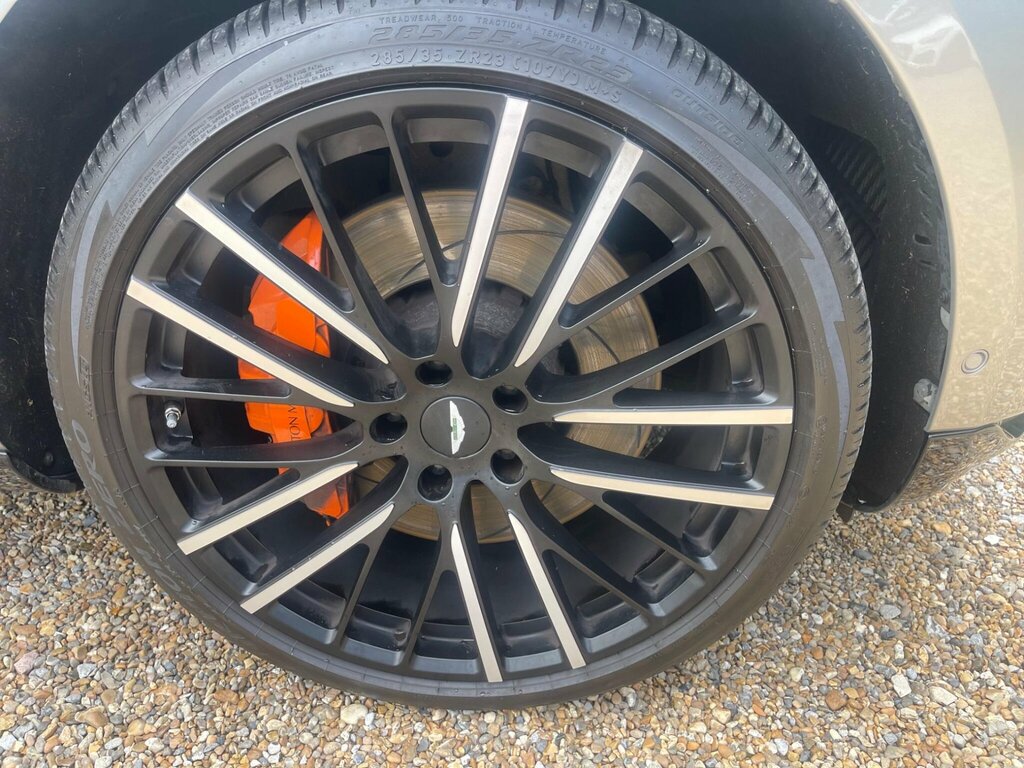 Aston Martin DBX V8 Dbx707 Touchtronic Black #10