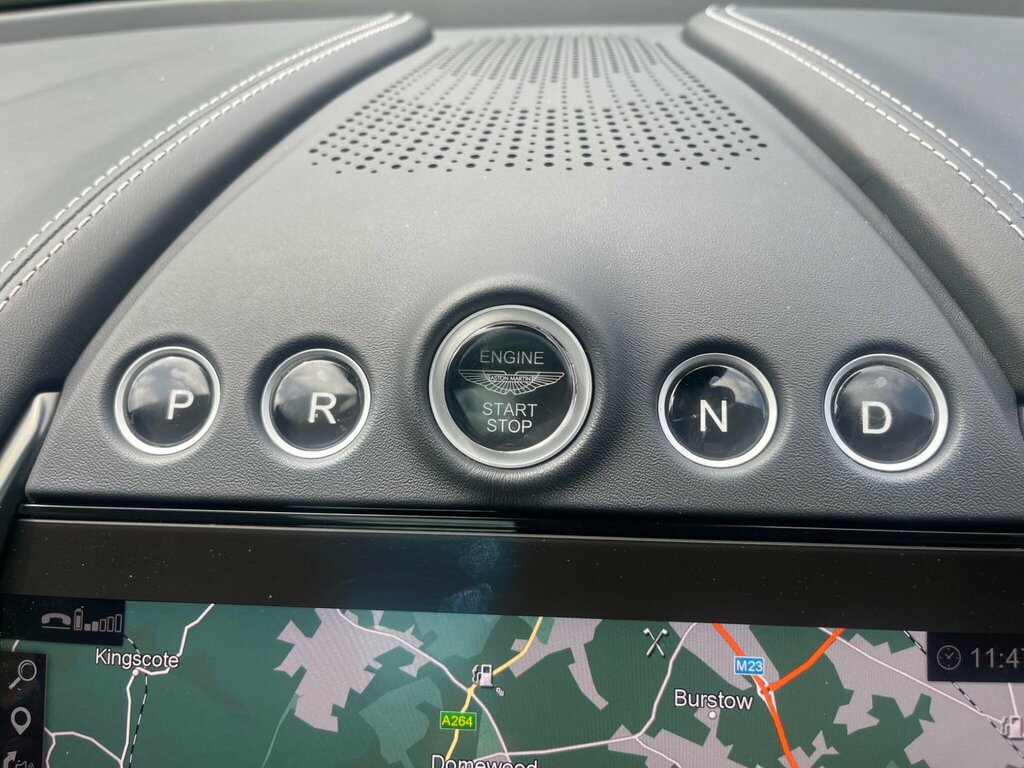 Aston Martin DBX V8 Dbx707 Touchtronic Black #23