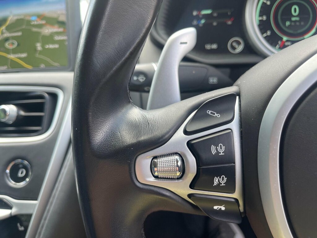 Aston Martin DB11 V12 Launch Edition Touchtronic #39