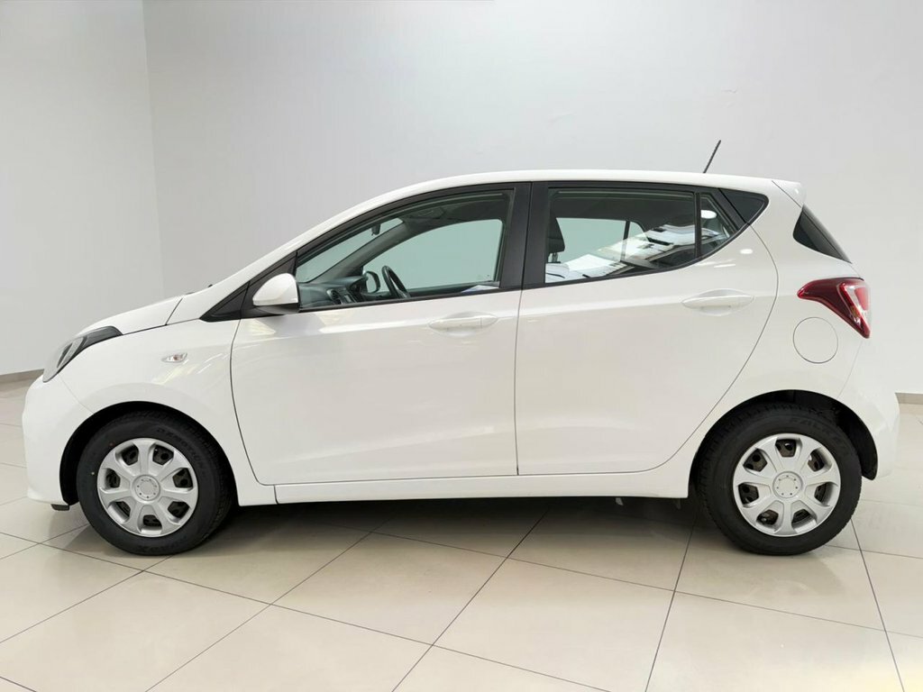 Hyundai I10 1L Se SG17SGC White #4