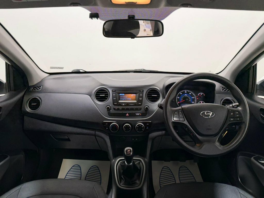Hyundai I10 1L Se SG17SGC White #3