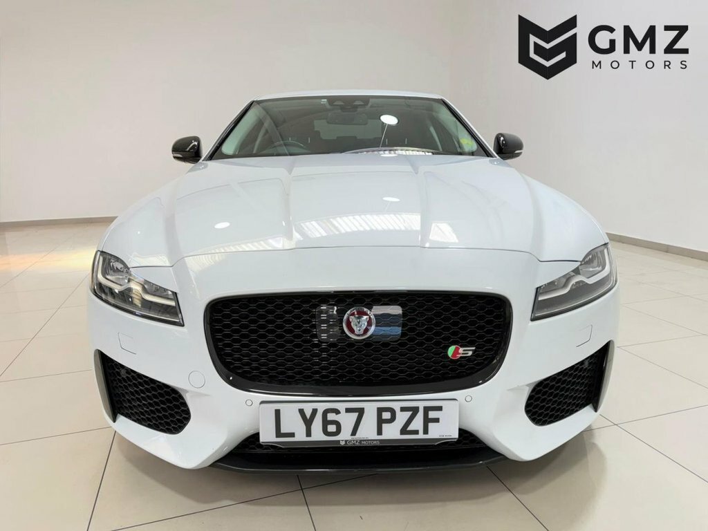Jaguar XF 3L S White #2