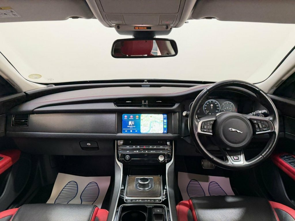 Jaguar XF 3L S White #4