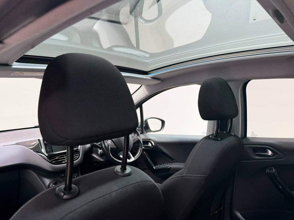 Peugeot 208 1.2L Allure Premium MF18EUE Silver #5