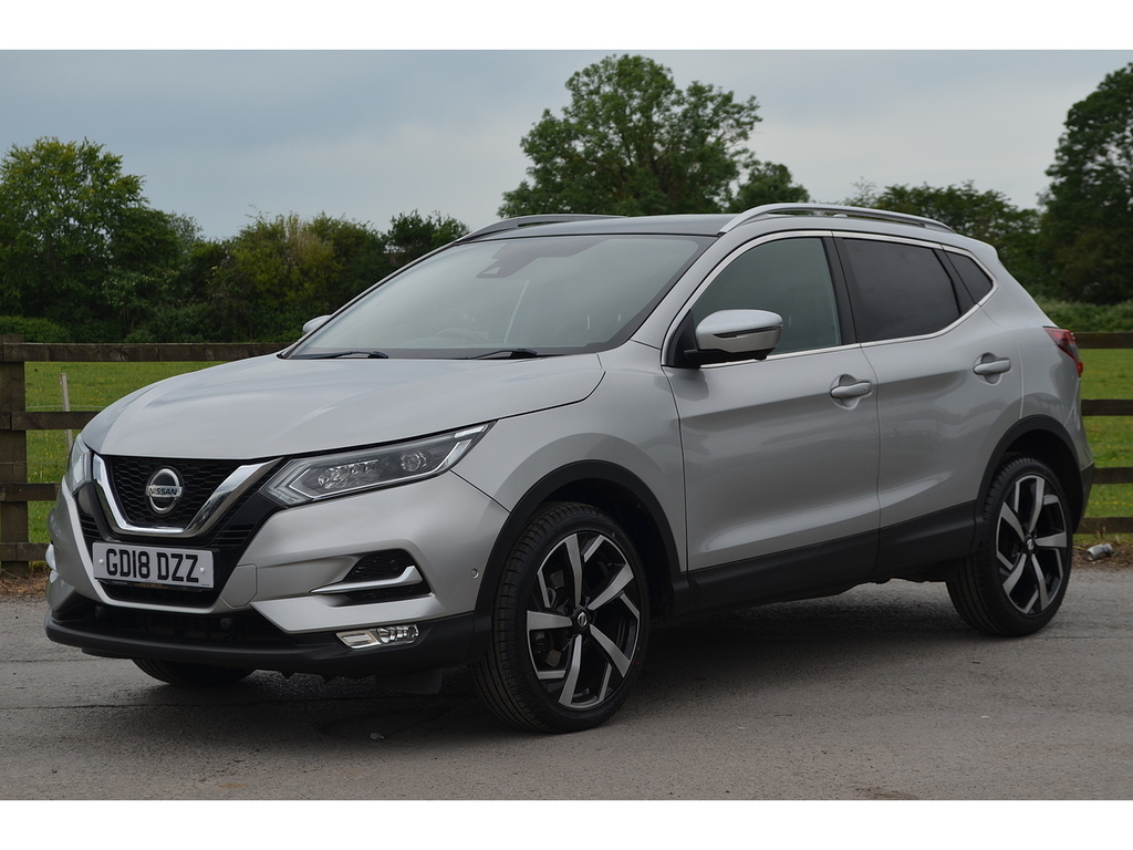 Nissan Qashqai Dig-t Tekna Silver #4