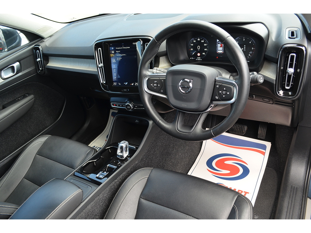 Volvo XC40 D4 Inscription SV19HHU Blue #2