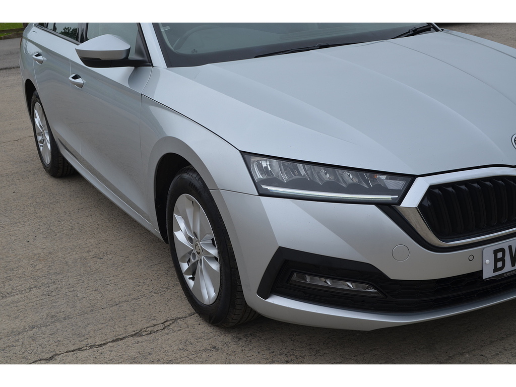 Skoda Octavia 2.0 Tdi 150 Se Technology  #36