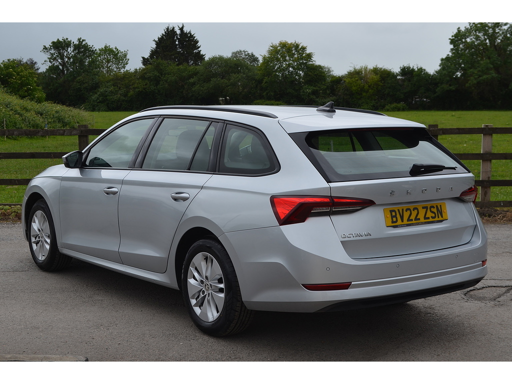 Skoda Octavia 2.0 Tdi 150 Se Technology  #6