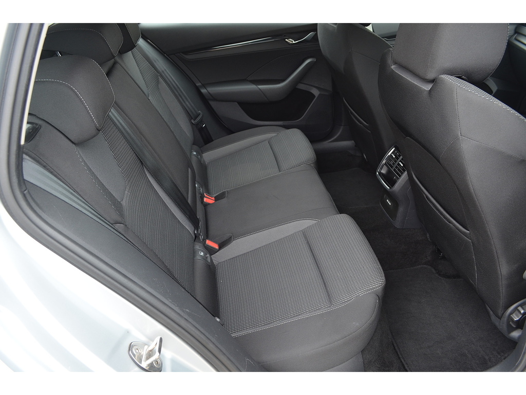 Skoda Octavia 2.0 Tdi 150 Se Technology  #20