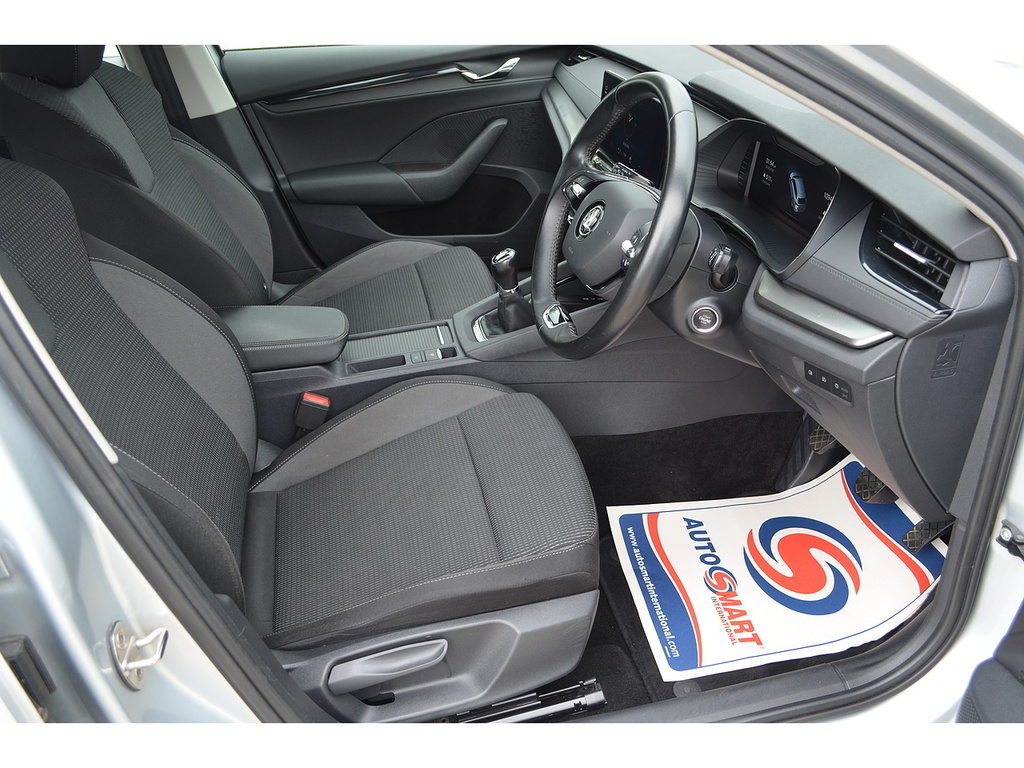 Skoda Octavia 2.0 Tdi 150 Se Technology  #10