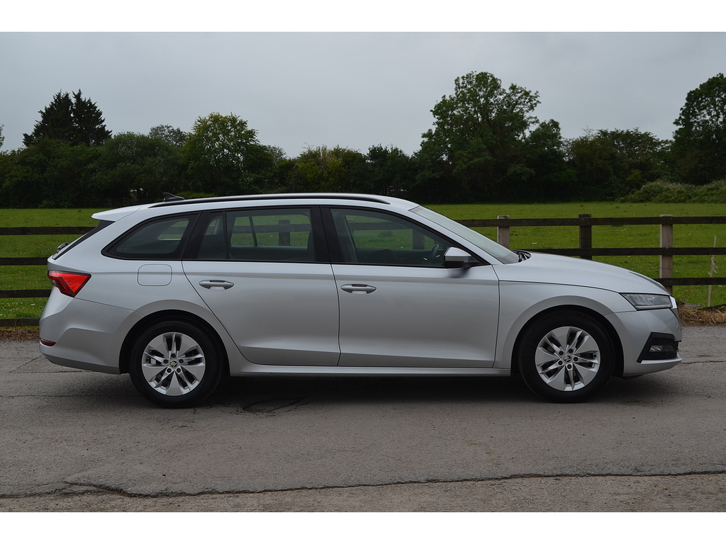 Skoda Octavia 2.0 Tdi 150 Se Technology  #9