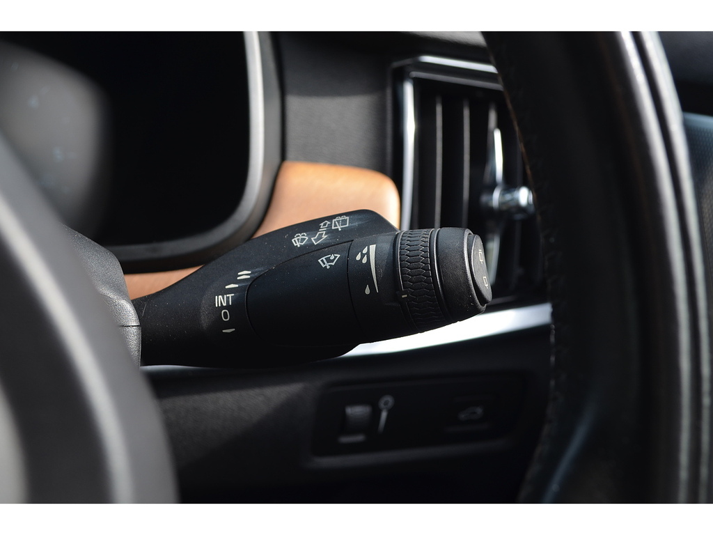 Volvo V90 Inscription Blue #26