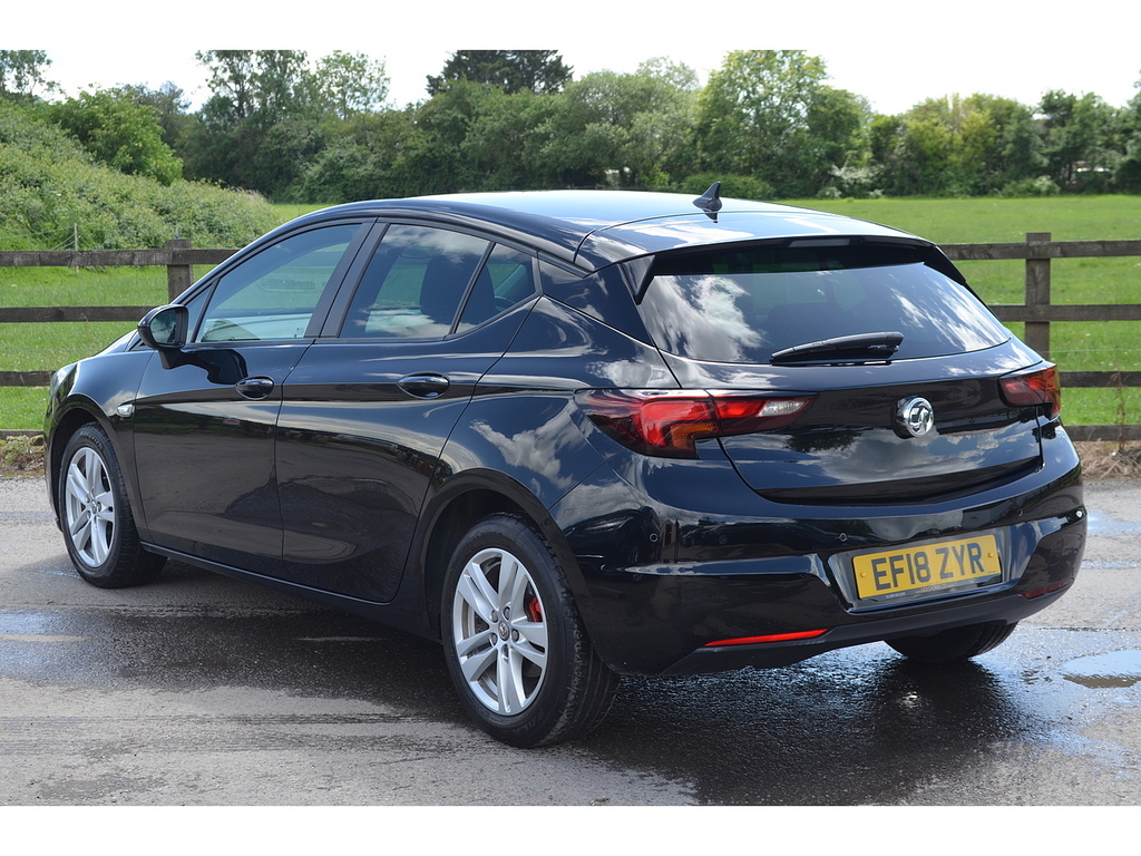 Vauxhall Astra Cdti Ecotec Blueinjection Tech Line Nav Black #6