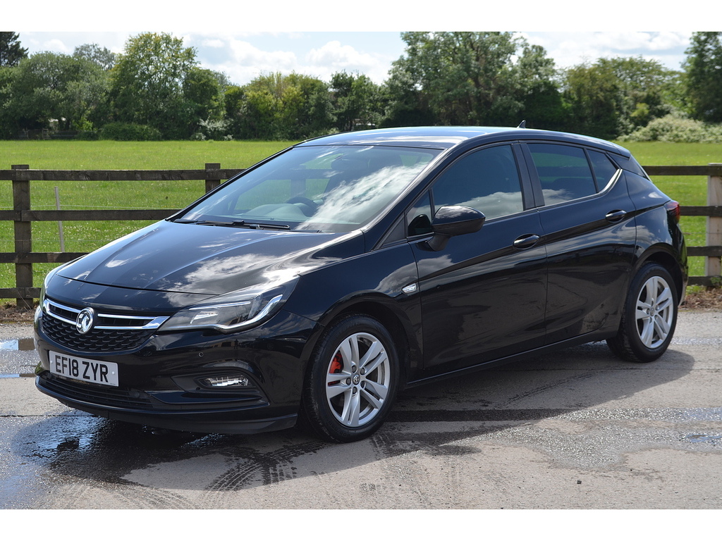 Vauxhall Astra Cdti Ecotec Blueinjection Tech Line Nav Black #4