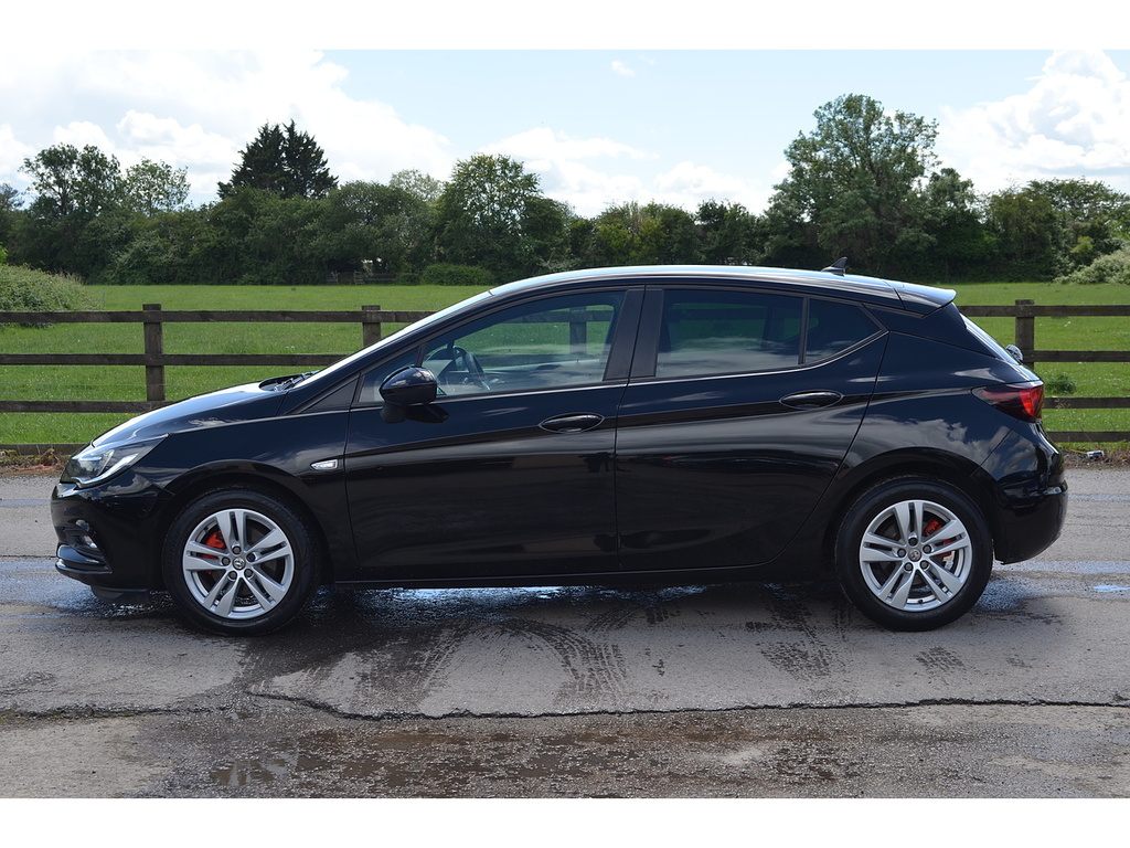 Vauxhall Astra Cdti Ecotec Blueinjection Tech Line Nav Black #5