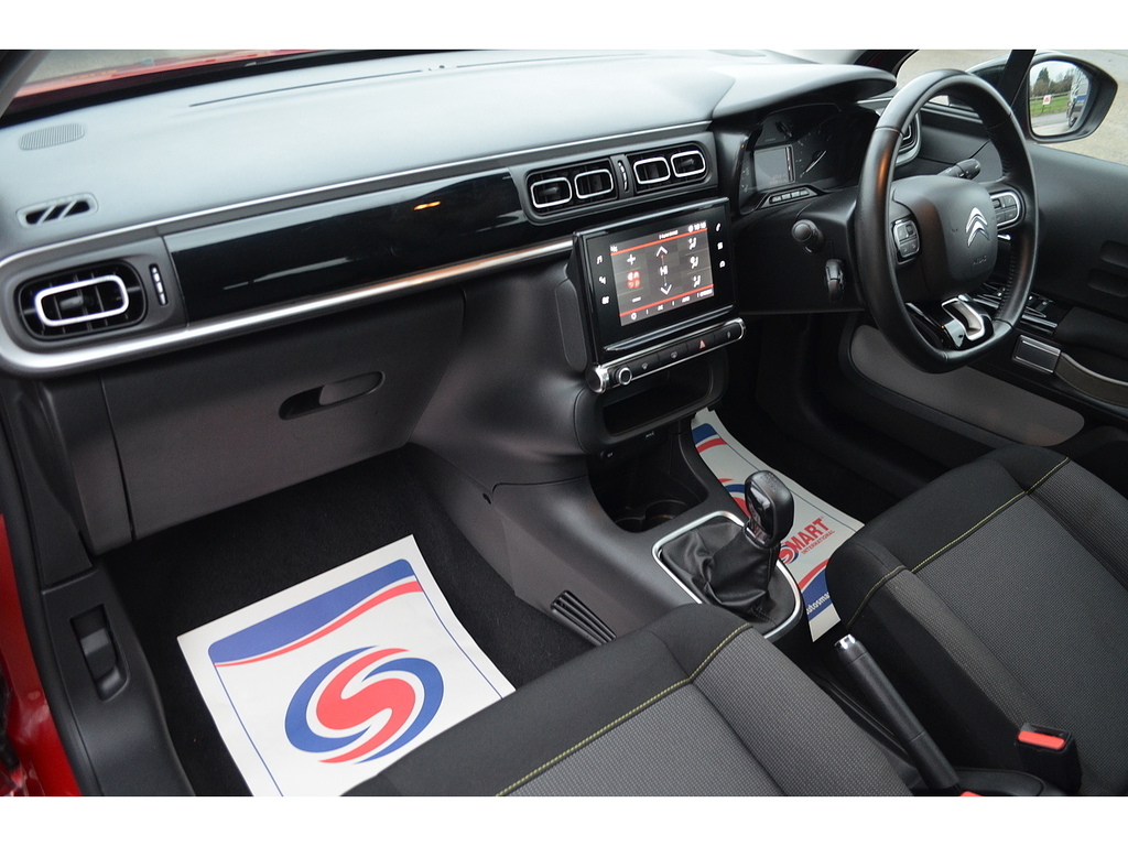 Citroen C3 1.2 Puretech 110 Shine Plus Eat6 Black #11