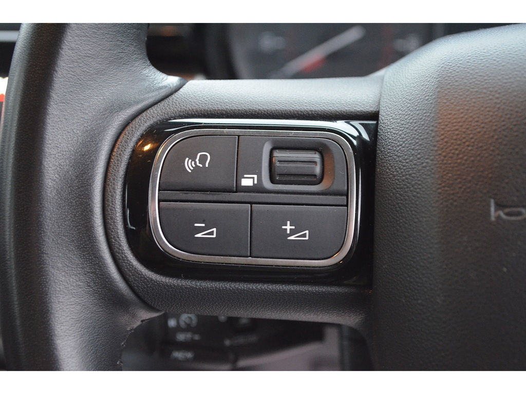 Citroen C3 1.2 Puretech 110 Shine Plus Eat6 Black #17