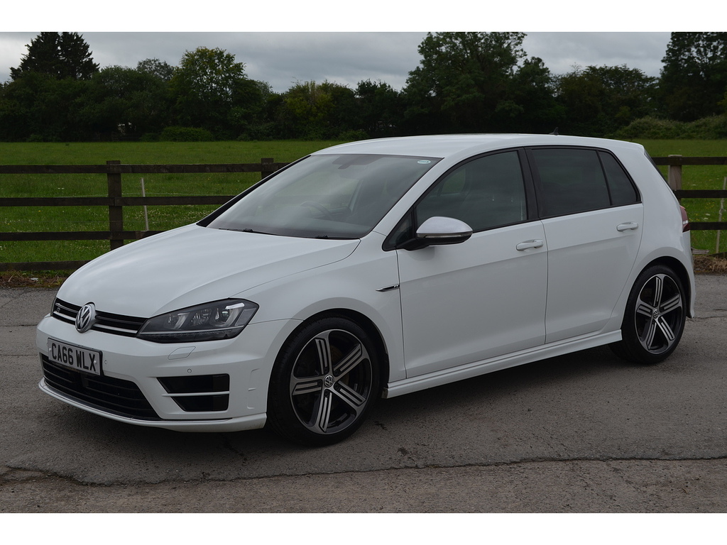 Volkswagen Golf Tsi Bluemotion Tech R CA66WLX White #4