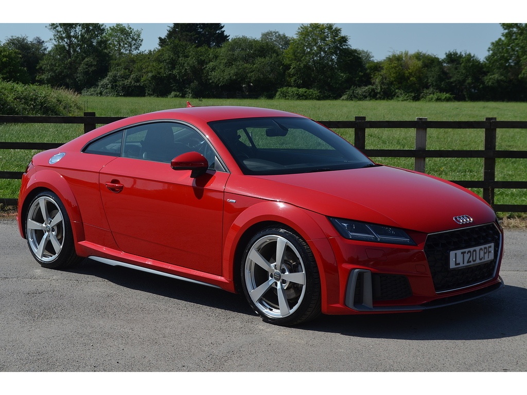 Audi TT Tfsi S Line Red