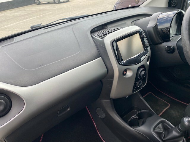 Citroen C1 Hatchback 1.0 Feel White #4