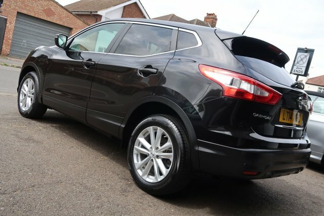 Nissan Qashqai 2014 1.2 Dig-t Acenta Premium Suv Manua Black #6