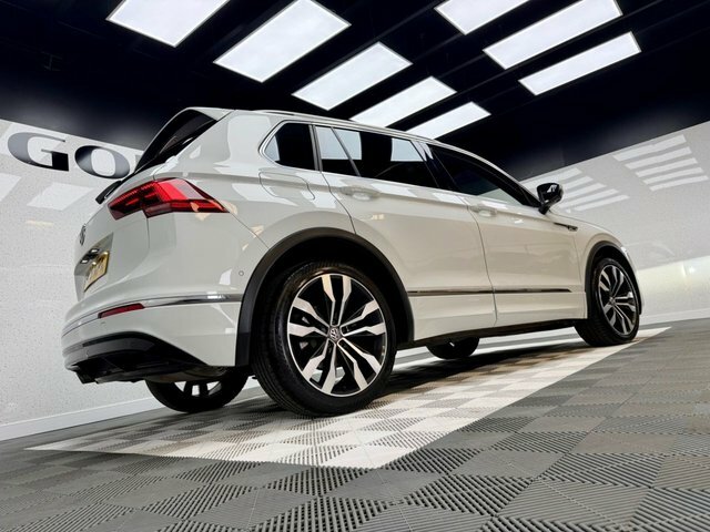 Volkswagen Tiguan 1.5 Tsi Evo R-line Tech Suv Dsg Euro 6 BV69XFX White #5