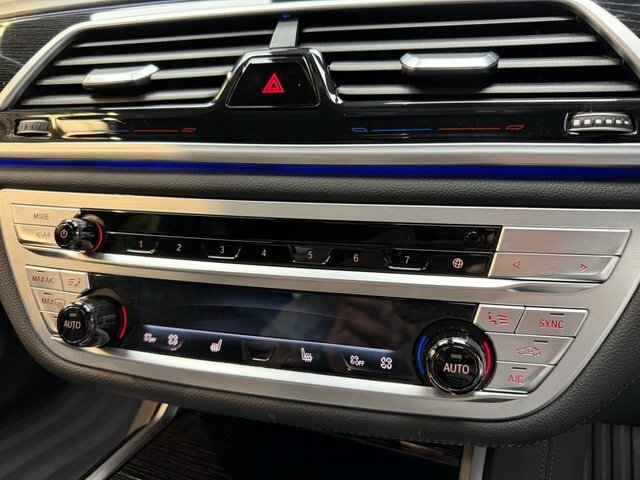 BMW 7 Series 730D Xdrive Mht Blue #41