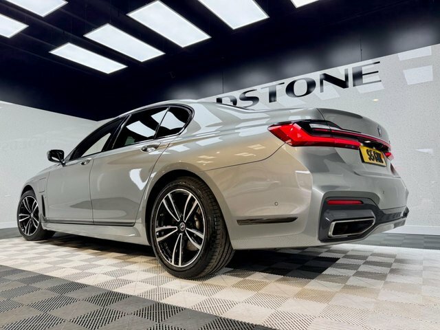 BMW 7 Series 730D Xdrive Mht Blue #26
