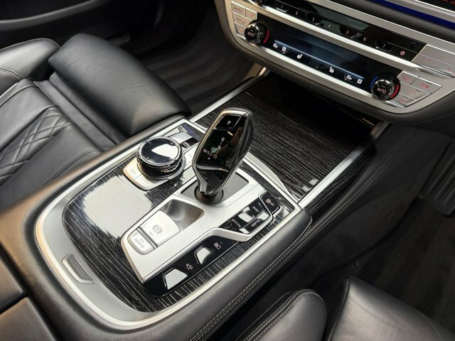 BMW 7 Series 730D Xdrive Mht Blue #25
