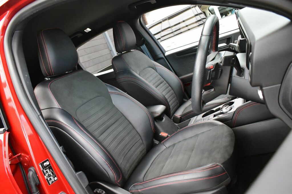 Ford Kuga 2.0 Ecoblue St-line First Edition Suv A EX70ZKZ Red #2