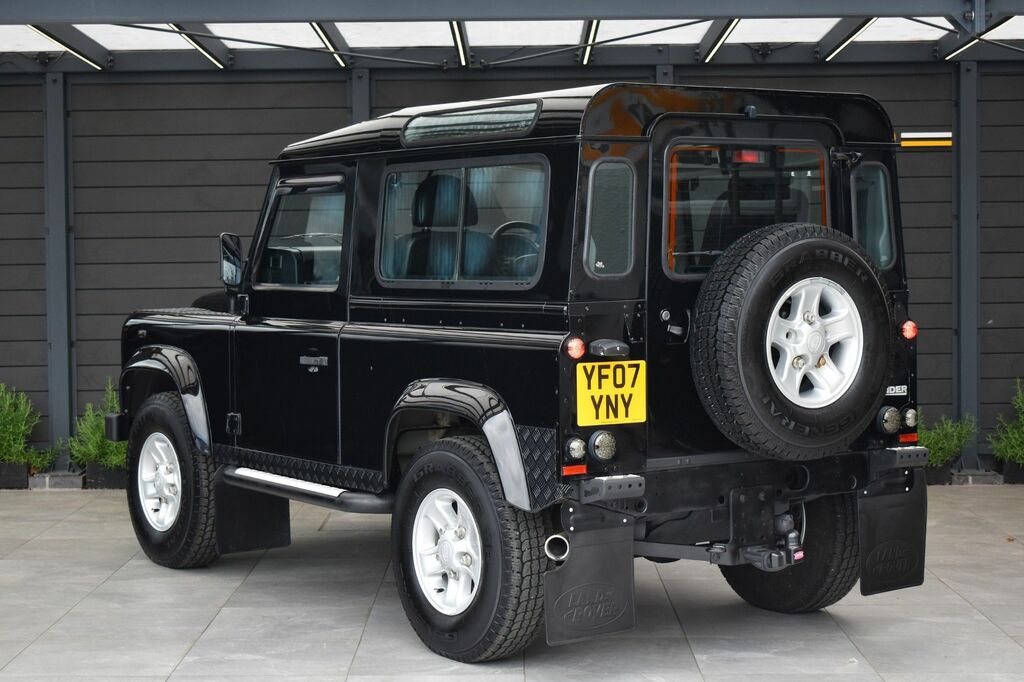 Land Rover Defender Silver #31
