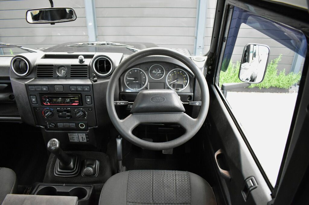 Land Rover Defender Silver #44