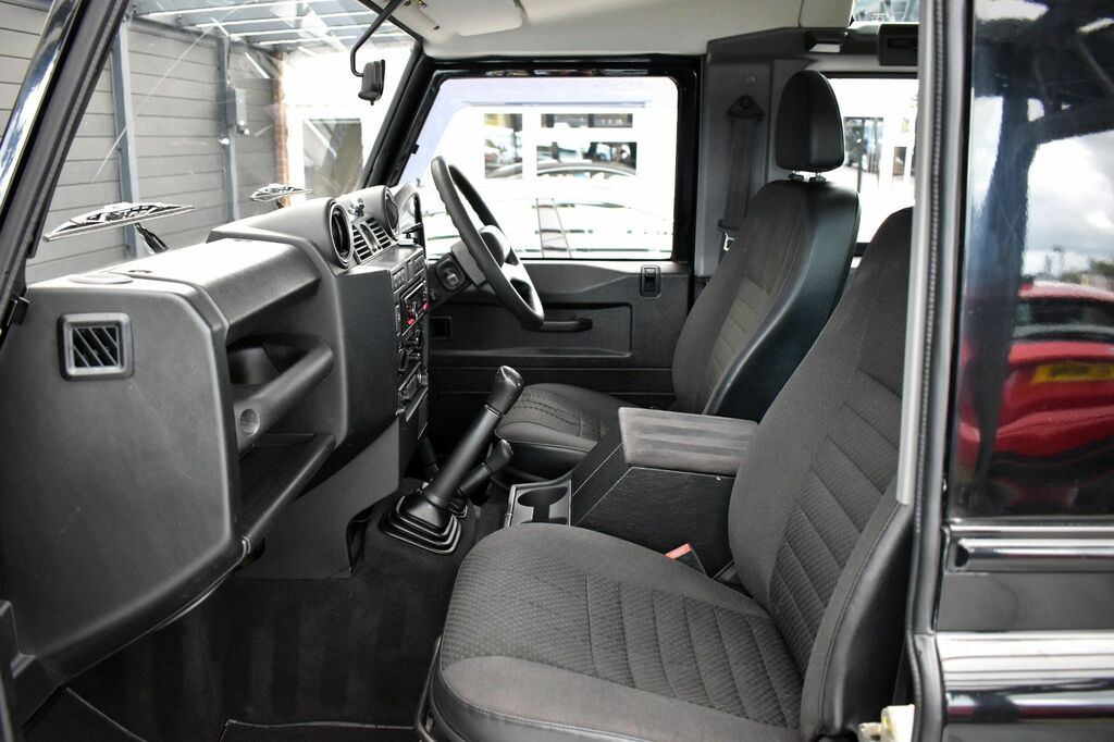 Land Rover Defender Silver #30