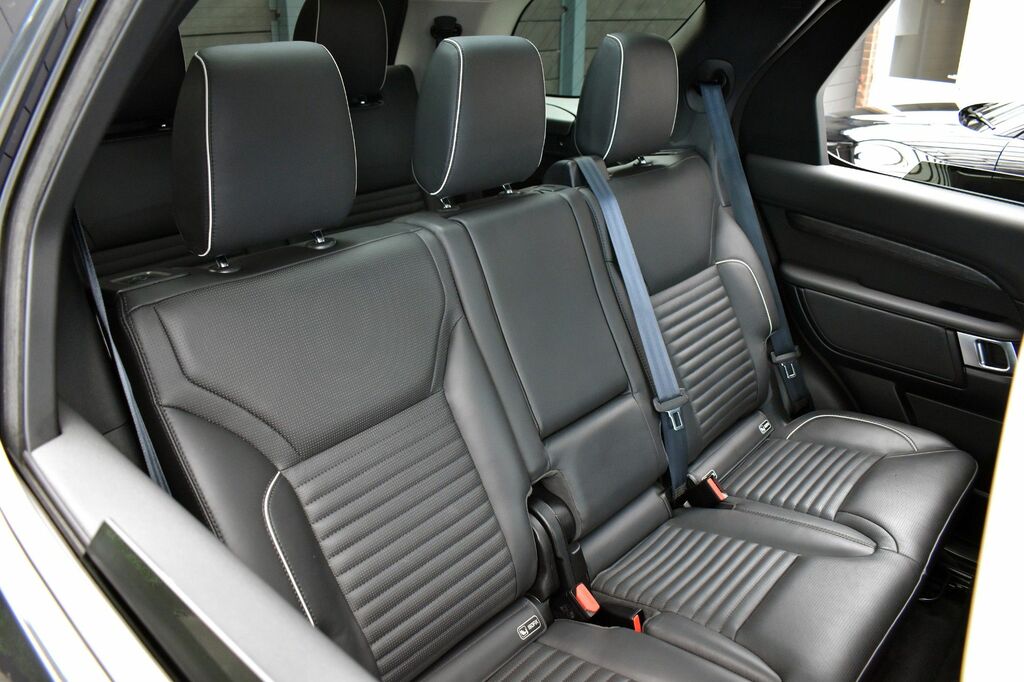 Land Rover Discovery 3 .0 Sdv6 Se 302 Bhp White #50