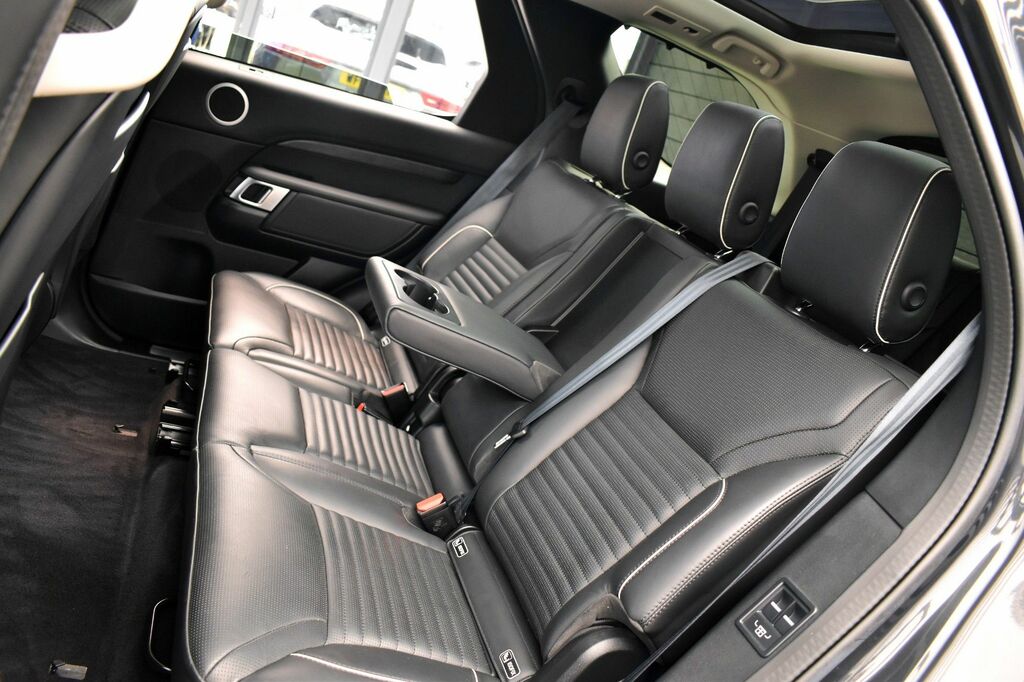 Land Rover Discovery 3 .0 Sdv6 Se 302 Bhp White #55