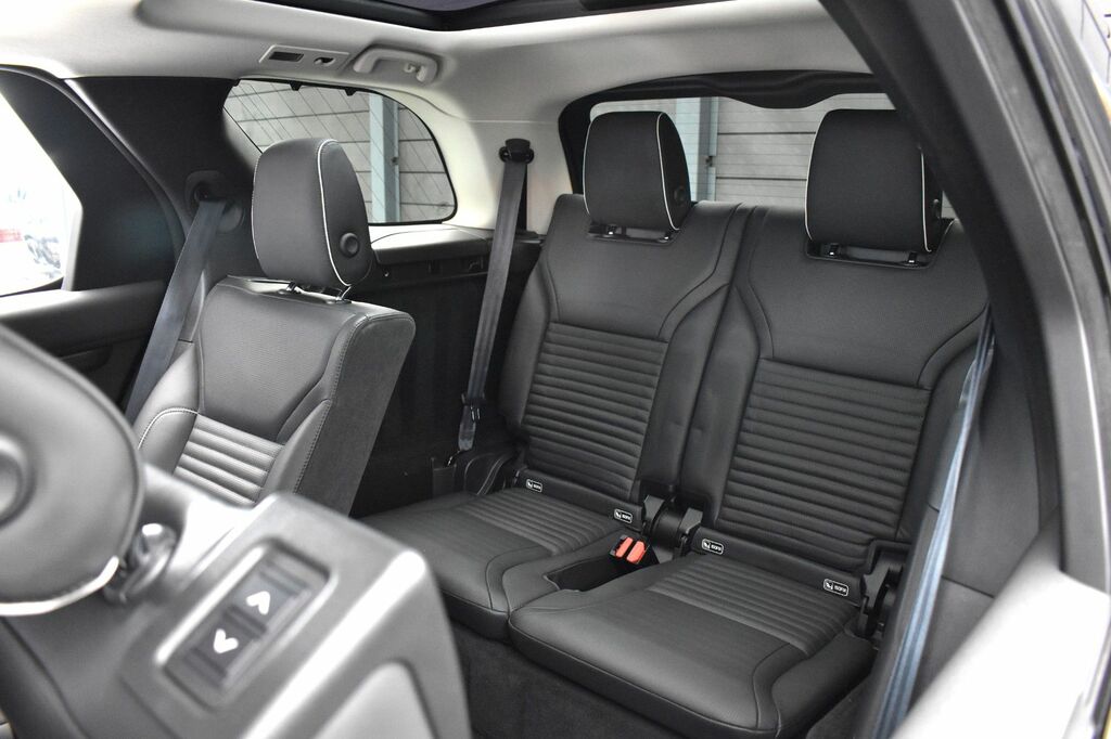 Land Rover Discovery 3 .0 Sdv6 Se 302 Bhp White #47